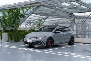 Volkswagen Golf 2.0 TSI GTI